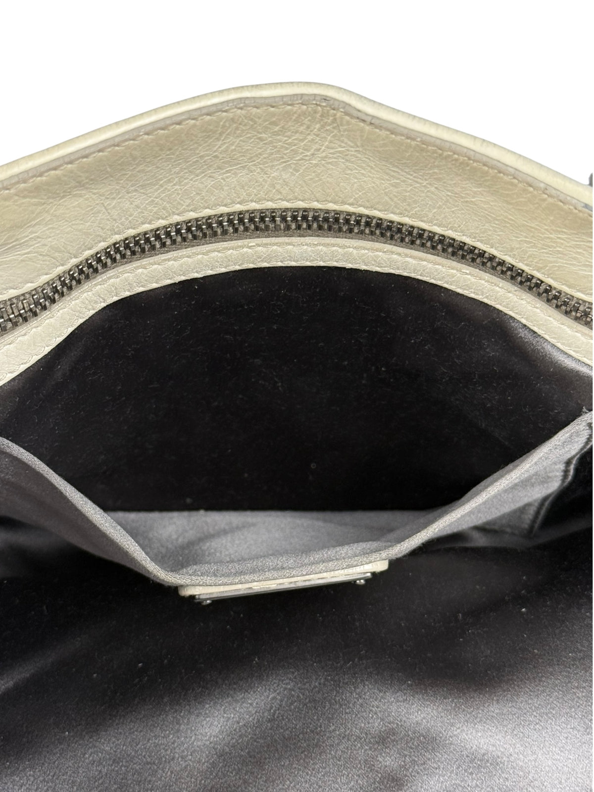 Miu Miu Leder Handtasche Creme
