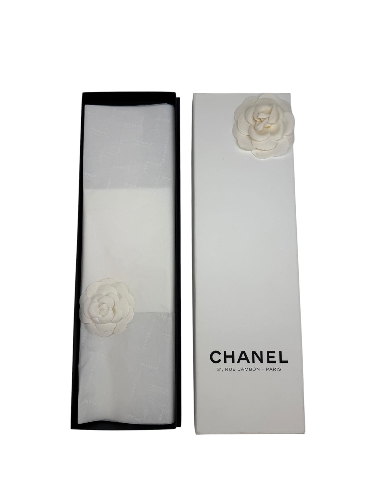 Chanel Pailletten Monogramm Krawatte aus Seide