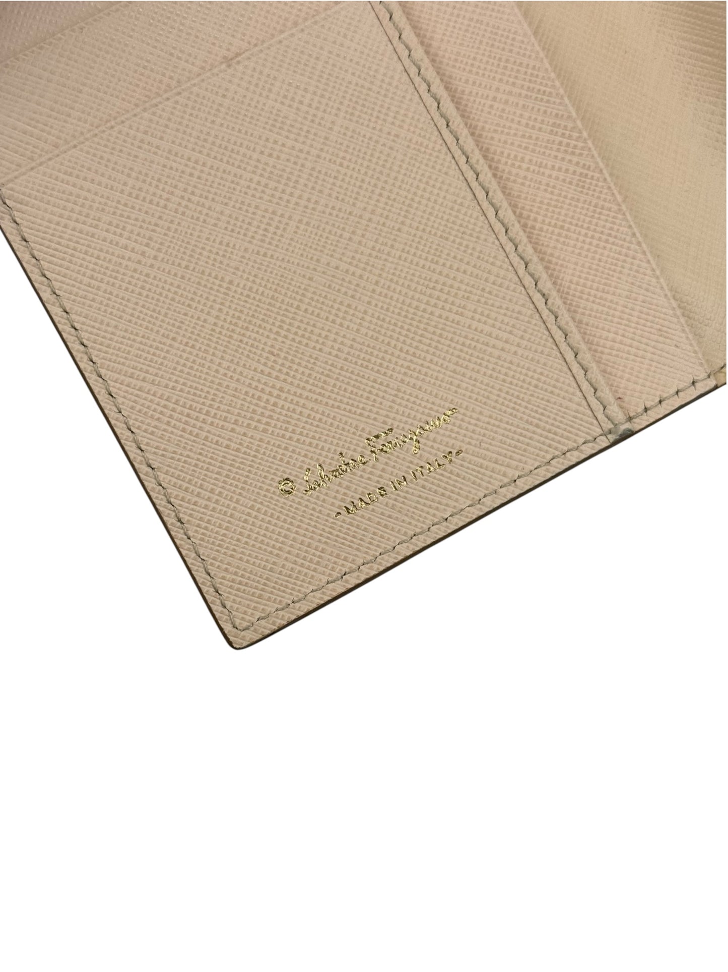 Salvatore Ferragamo Pass Etui Leder Pink