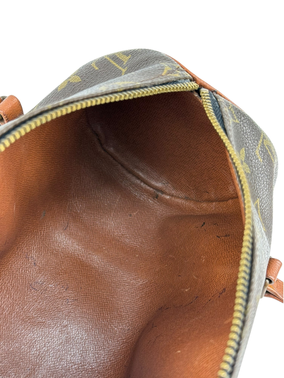 Louis Vuitton Papillon 26